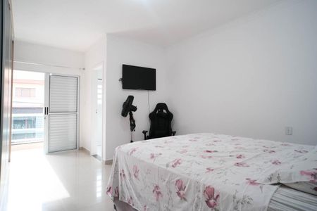 Casa à venda com 200m², 3 quartos e 2 vagasSuíte
