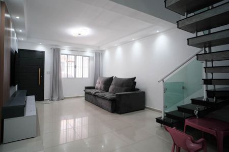 Casa à venda com 200m², 3 quartos e 2 vagasSala