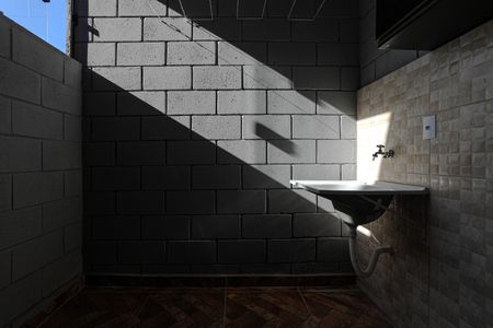 Casa de condomínio para alugar com 48m², 2 quartos e 1 vagaÁrea de Serviço