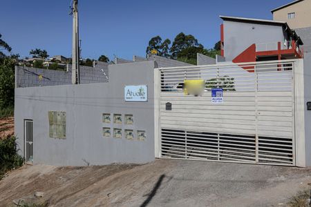 Casa de condomínio para alugar com 48m², 2 quartos e 1 vagaFachada + Plaquinha