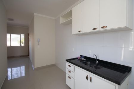 Apartamento à venda com 41m², 2 quartos e sem vaga Apartamento à venda com 41m², 2 quartos e sem vagaCozinha e Área de Serviço