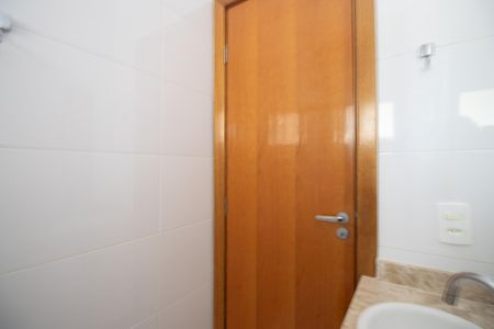 Apartamento à venda com 41m², 2 quartos e sem vaga Apartamento à venda com 41m², 2 quartos e sem vagaBanheiro