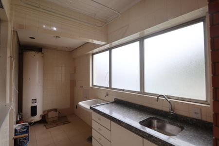 Apartamento à venda com 244m², 3 quartos e 2 vagasÁrea de Serviço