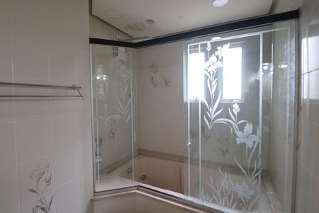 Apartamento à venda com 244m², 3 quartos e 2 vagasBanheiro da Suíte