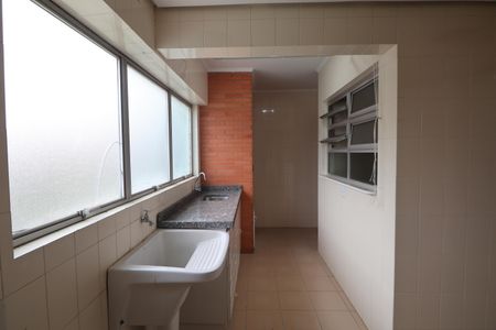 Apartamento à venda com 244m², 3 quartos e 2 vagasÁrea de Serviço