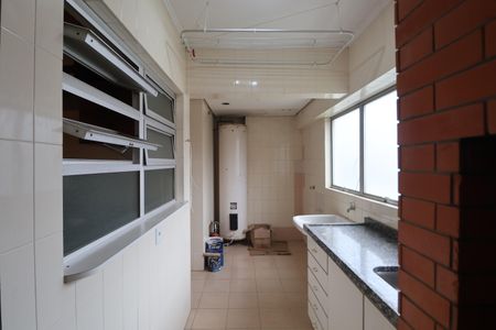 Apartamento à venda com 244m², 3 quartos e 2 vagasÁrea de Serviço