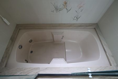 Apartamento à venda com 244m², 3 quartos e 2 vagasBanheiro da Suíte