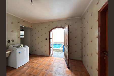 Casa à venda com 592m², 4 quartos e 6 vagasÁrea de Serviço