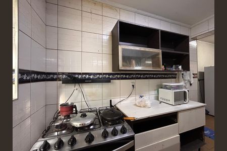 Casa à venda com 592m², 4 quartos e 6 vagasCozinha 2