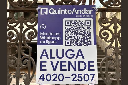 Casa à venda com 592m², 4 quartos e 6 vagasPlaca