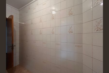 Casa à venda com 592m², 4 quartos e 6 vagasBanheiro Social 1