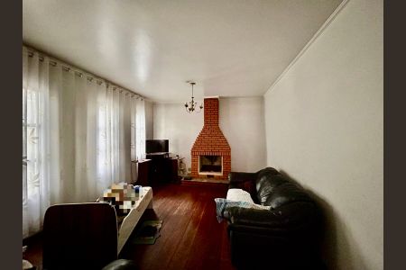 Casa à venda com 592m², 4 quartos e 6 vagasSala 2