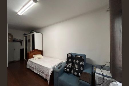 Casa à venda com 592m², 4 quartos e 6 vagasQuarto 1