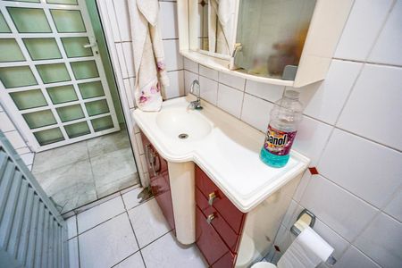 Apartamento para alugar com 600m², 4 quartos e 4 vagasBanheiro social 