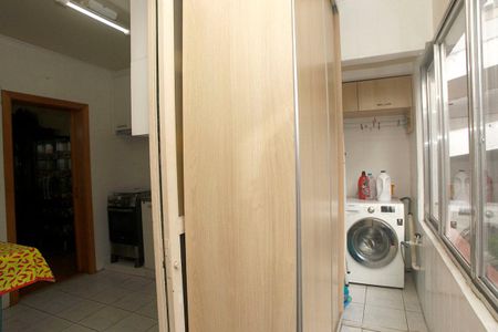 Apartamento à venda com 110m², 2 quartos e 1 vagaÁrea de Serviço + Despensa