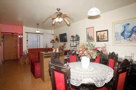 Apartamento à venda com 110m², 2 quartos e 1 vagaSala