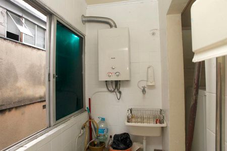 Apartamento à venda com 110m², 2 quartos e 1 vagaÁrea de Serviço + Despensa