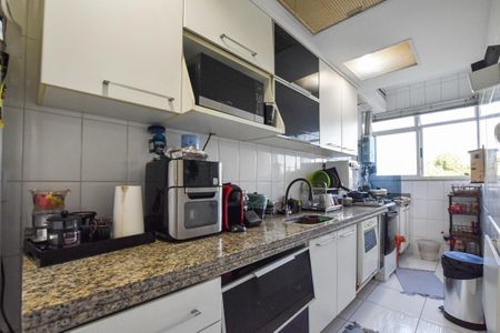 Apartamento à venda com 120m², 3 quartos e 1 vaga Apartamento à venda com 120m², 3 quartos e 1 vagaCozinha