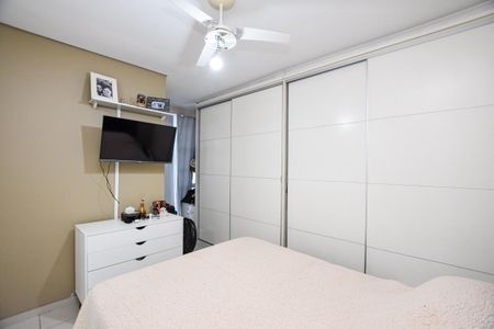 Apartamento à venda com 120m², 3 quartos e 1 vaga Apartamento à venda com 120m², 3 quartos e 1 vagaQuarto