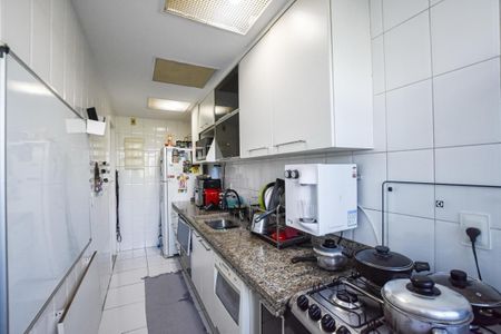 Apartamento à venda com 120m², 3 quartos e 1 vaga Apartamento à venda com 120m², 3 quartos e 1 vagaCozinha