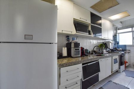 Apartamento à venda com 120m², 3 quartos e 1 vaga Apartamento à venda com 120m², 3 quartos e 1 vagaCozinha