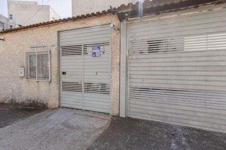 Apartamento à venda com 53m², 2 quartos e 1 vaga Apartamento à venda com 53m², 2 quartos e 1 vagaFachada