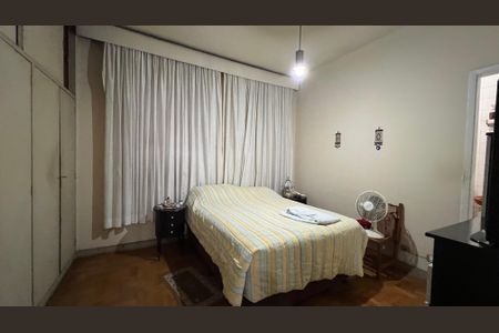 Casa à venda com 280m², 3 quartos e 3 vagasSuite