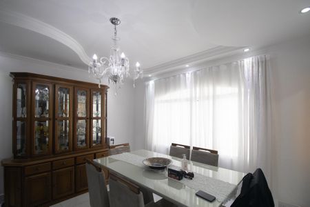 Casa à venda com 190m², 4 quartos e 2 vagasSala de Jantar