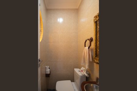 Casa à venda com 190m², 4 quartos e 2 vagasLavabo