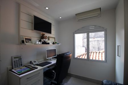 Casa à venda com 190m², 4 quartos e 2 vagasQuarto 1