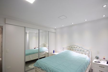 Casa à venda com 190m², 4 quartos e 2 vagasSuíte 2