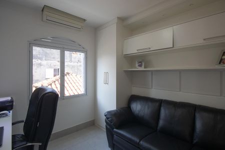 Casa à venda com 190m², 4 quartos e 2 vagasQuarto 1