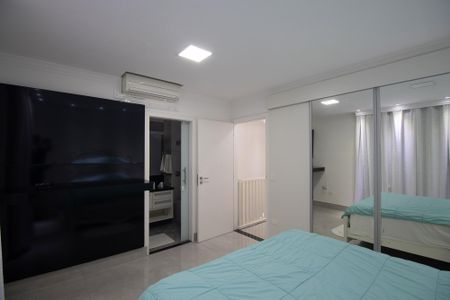 Casa à venda com 190m², 4 quartos e 2 vagasSuíte 2