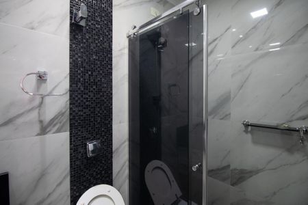 Casa à venda com 190m², 4 quartos e 2 vagasBanheiro Social