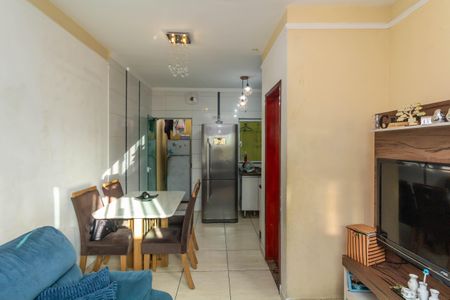 Casa de condomínio à venda com 105m², 2 quartos e 2 vagas Casa de condomínio à venda com 105m², 2 quartos e 2 vagasSala