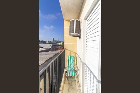 Casa de condomínio à venda com 105m², 2 quartos e 2 vagas Casa de condomínio à venda com 105m², 2 quartos e 2 vagasSacada Quarto 1