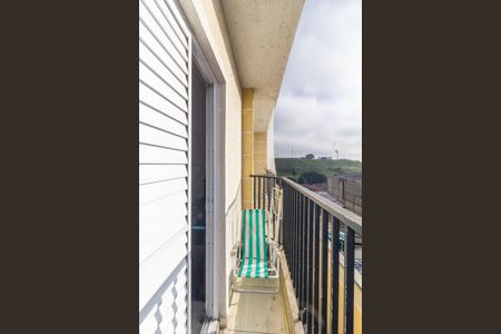 Casa de condomínio à venda com 105m², 2 quartos e 2 vagas Casa de condomínio à venda com 105m², 2 quartos e 2 vagasSacada Quarto 1