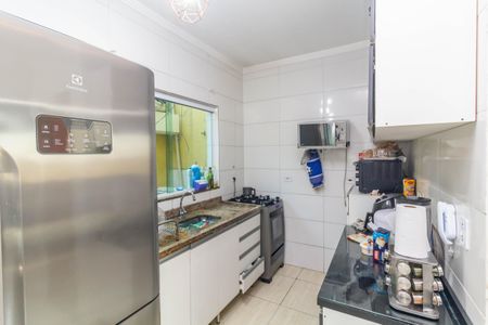 Casa de condomínio à venda com 105m², 2 quartos e 2 vagas Casa de condomínio à venda com 105m², 2 quartos e 2 vagasCozinha