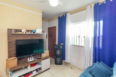 Casa de condomínio à venda com 105m², 2 quartos e 2 vagas Casa de condomínio à venda com 105m², 2 quartos e 2 vagasSala
