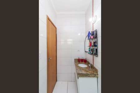 Casa de condomínio à venda com 105m², 2 quartos e 2 vagas Casa de condomínio à venda com 105m², 2 quartos e 2 vagasBanheiro