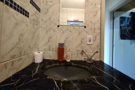 Casa à venda com 130m², 3 quartos e 5 vagasBanheiro Social