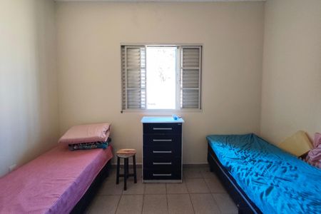 Casa à venda com 130m², 3 quartos e 5 vagasSuíte