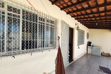 Casa à venda com 130m², 3 quartos e 5 vagasQuintal