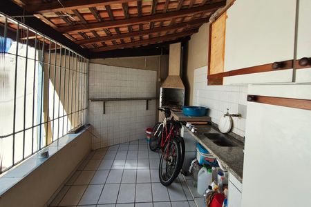 Casa à venda com 130m², 3 quartos e 5 vagasÁrea gourmet