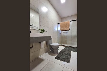Casa para alugar com 220m², 2 quartos e 4 vagasBanheiro Social