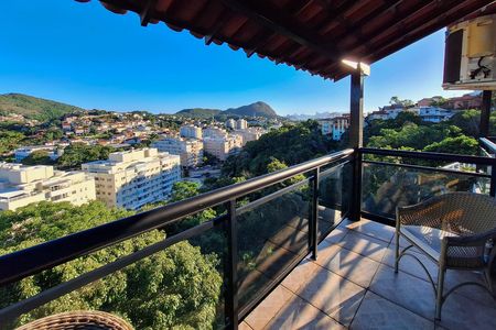 Casa para alugar com 220m², 2 quartos e 4 vagasSuíte