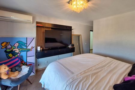 Casa para alugar com 220m², 2 quartos e 4 vagasSuíte