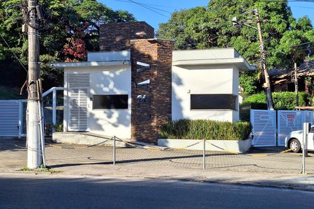 Casa para alugar com 220m², 2 quartos e 4 vagasFachada