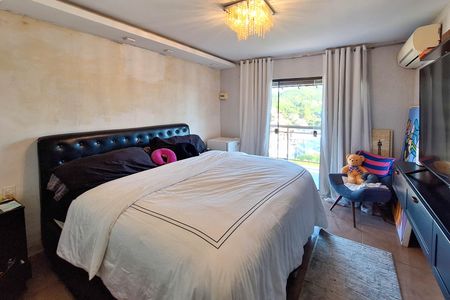 Casa para alugar com 220m², 2 quartos e 4 vagasSuíte
