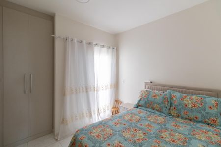 Casa de condomínio à venda com 100m², 2 quartos e 2 vagasSuíte 2